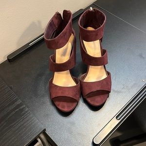 Burgundy heel